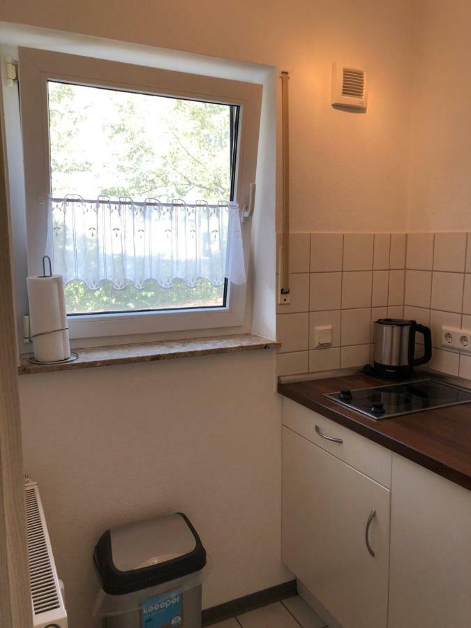 Apartamento Bed & Kitchen Gießen Exterior foto