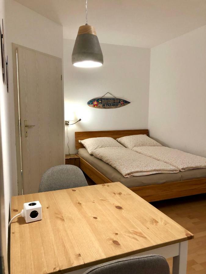 Apartamento Bed & Kitchen Gießen Exterior foto